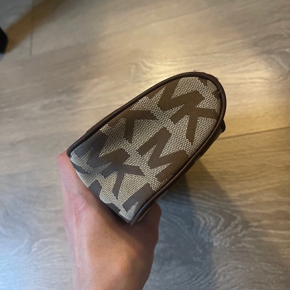Michael Kors Cosmetic Bag - Picture 11 of 16